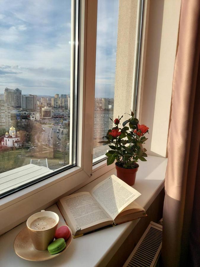 Студія З Неймовірним Краєвидом Біля М Лівобережна Ліфт Інтернет Працює Kiev Eksteriør billede