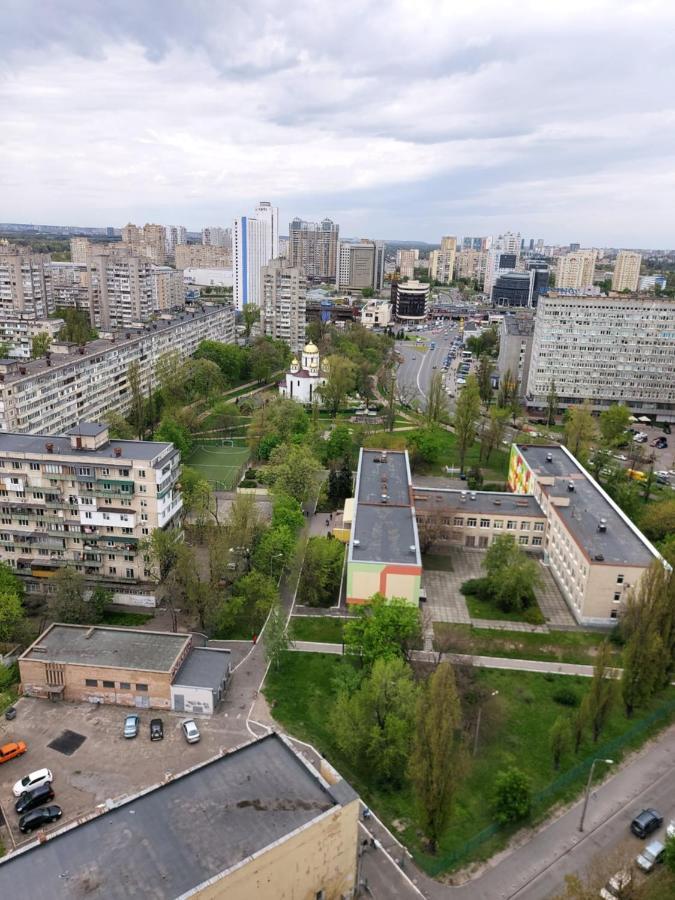 Студія З Неймовірним Краєвидом Біля М Лівобережна Ліфт Інтернет Працює Kiev Eksteriør billede