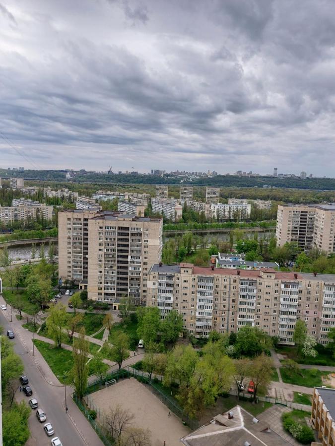 Студія З Неймовірним Краєвидом Біля М Лівобережна Ліфт Інтернет Працює Kiev Eksteriør billede